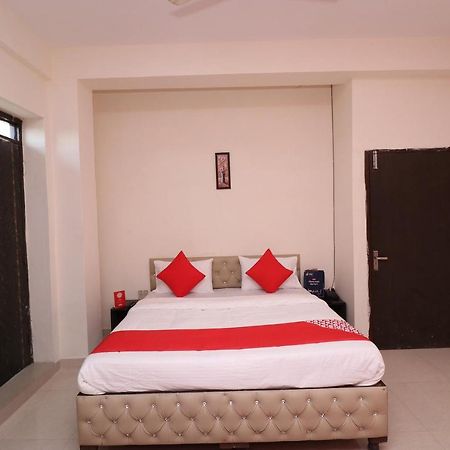 Oyo 26652 Roop River Resort Naupala Exterior foto